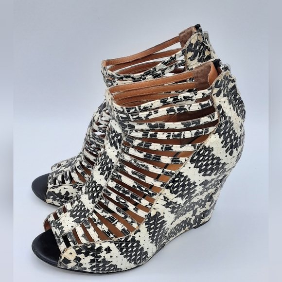 Rebecca Minkoff Sydney Snake Print Cage Wedge Sandal Size 7. - Picture 3 of 14